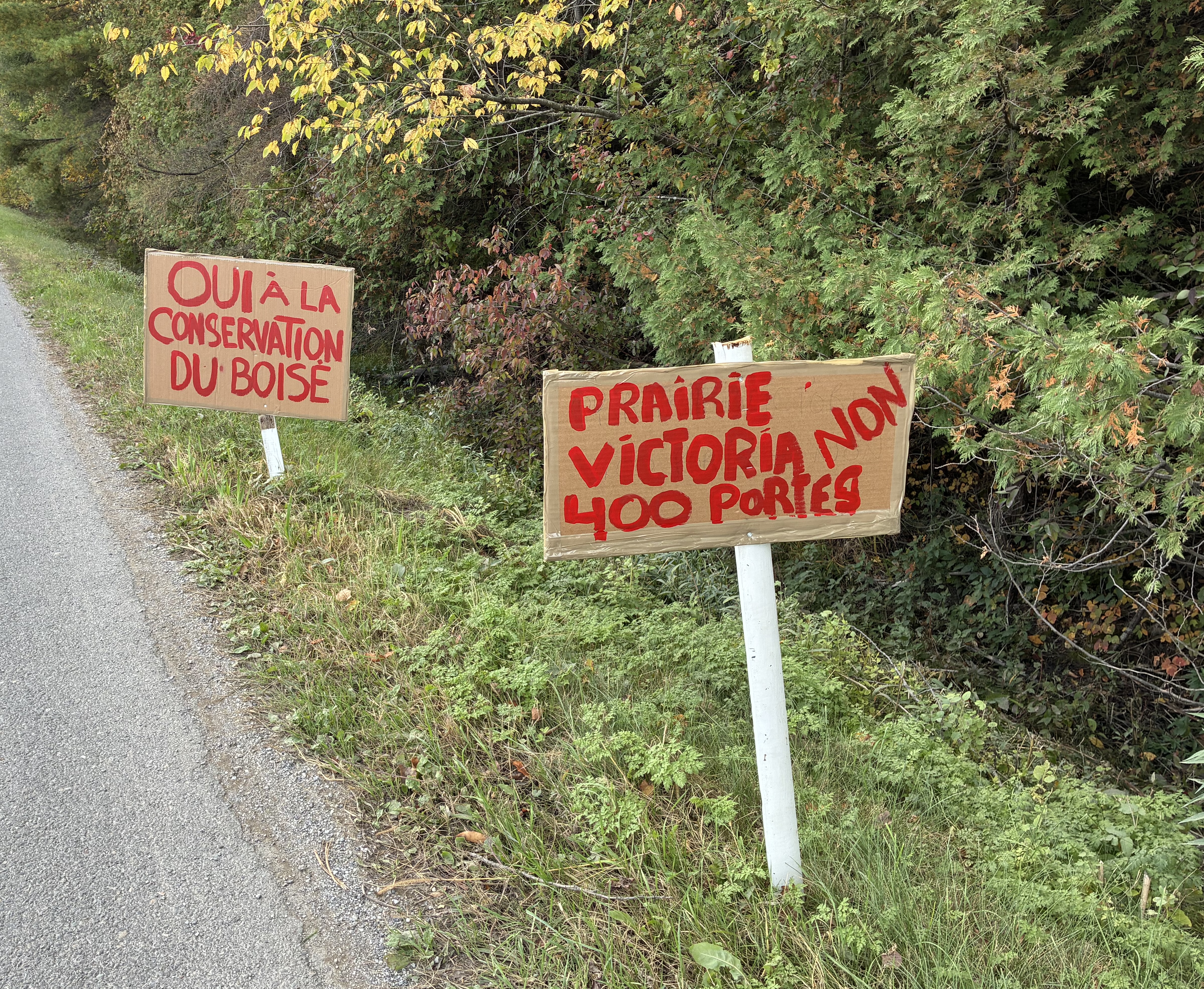 Signs displayed near Prairie Victoria